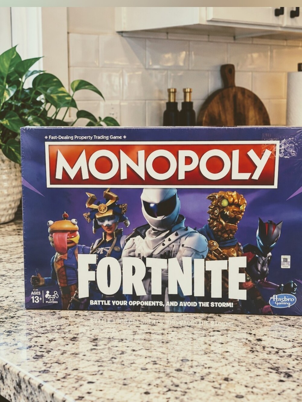 Monopoly Fortnite Edition Board Game Hasbro E6603 New Sealed 27 Characters